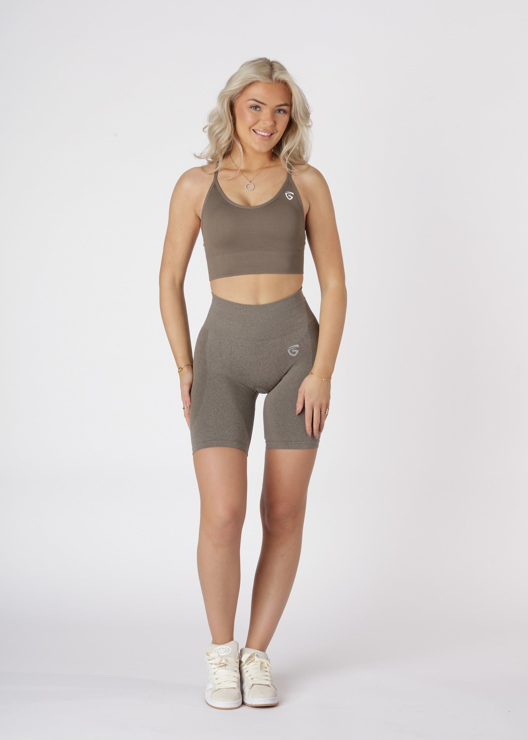 GYMONE - CONTOUR SHORTS - BRUN