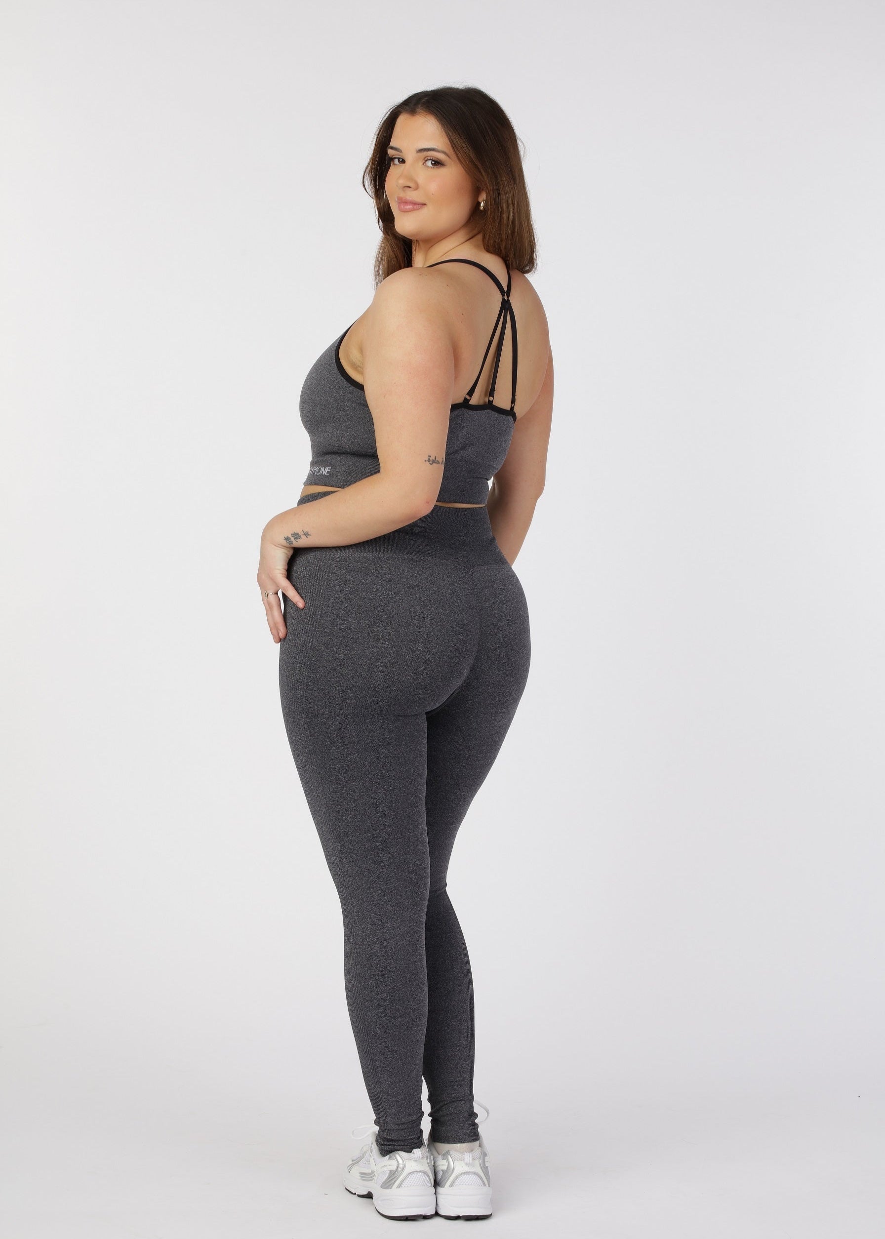 GYMONE - AGILITY SCRUNCH TIGHTS - MØRKEGRÅ